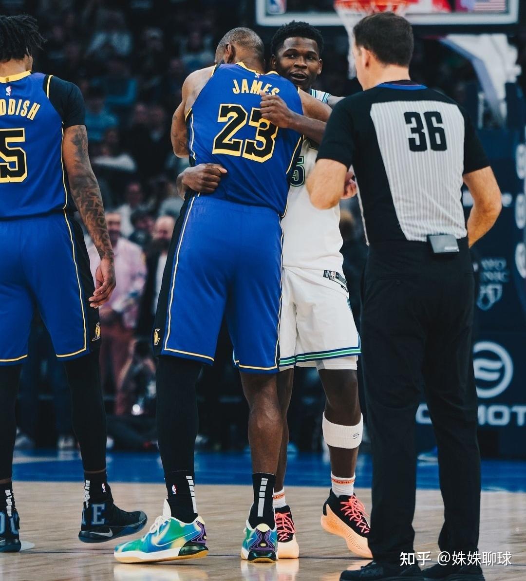 nba季前赛湖人vs森林狼