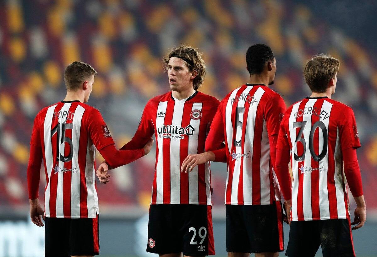 足球国足开除奖励远射必进卡叶辰笔趣阁