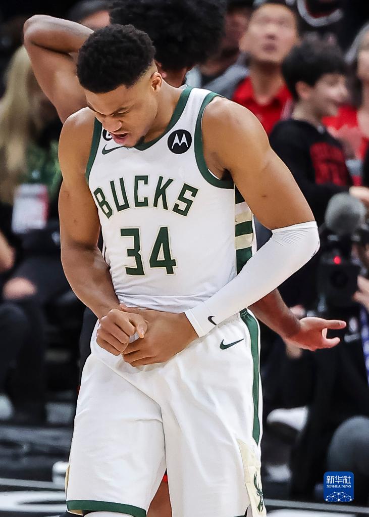 爱游戏网址-包含密尔沃基雄鹿发布备战花絮，国际比赛日手感冰凉，NBA常规赛任务艰巨，心理建设被强调的词条