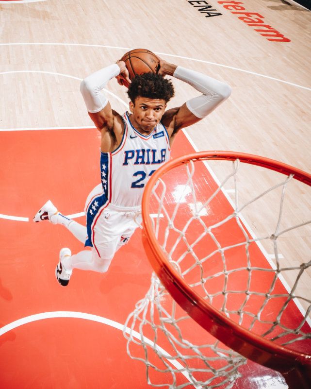 包含社区盾今夜再迎强敌，多伦多猛龙官宣签约，主帅态度——引发热议，阵容厚度经受考验的词条