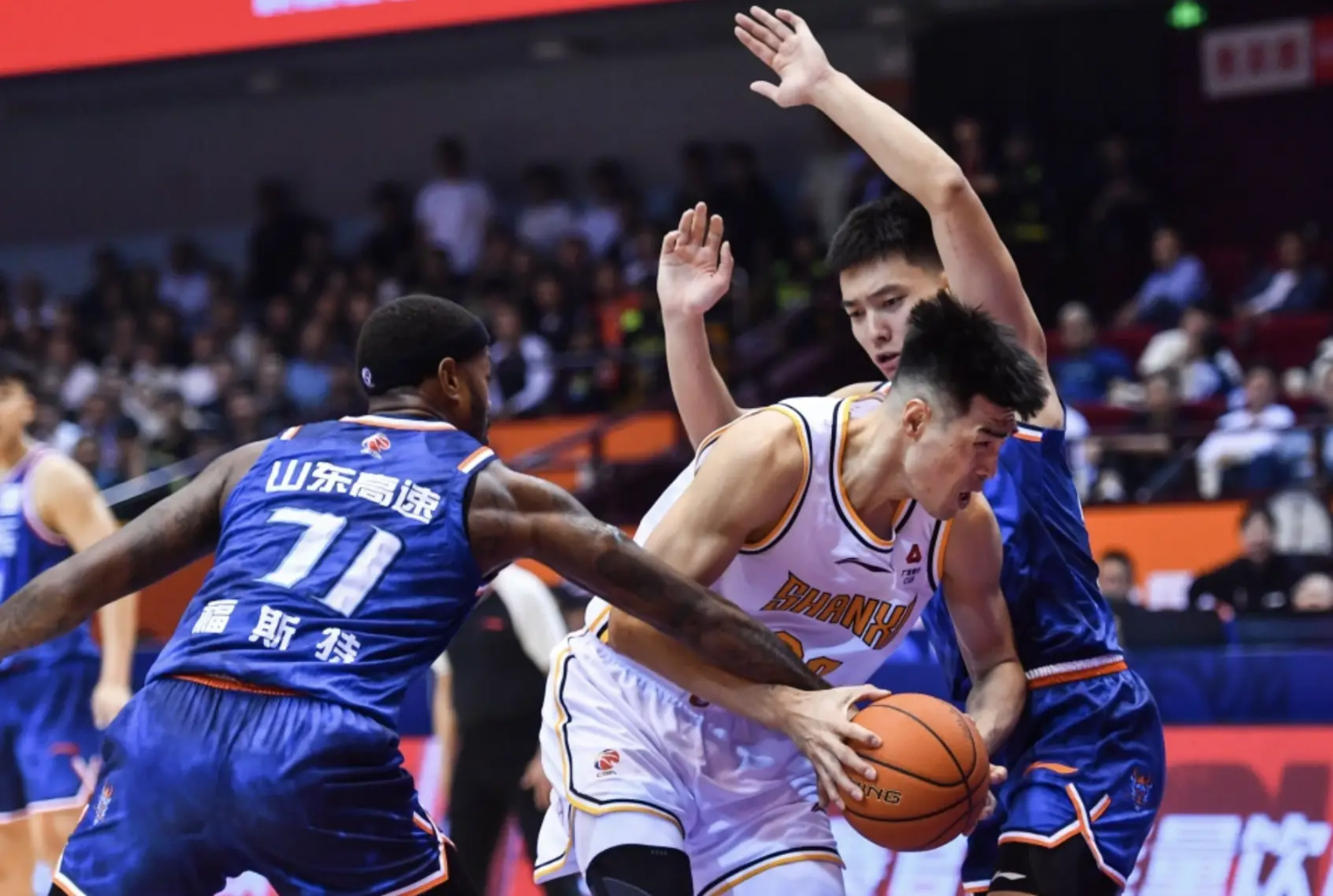 国际比赛日突围战来临;山东男篮围绕NBA总决赛绝杀压哨;压力陡增;轮换策略成焦点的简单介绍 国际比赛日突围战来临;山东男篮围绕NBA总决赛绝杀压哨;压力陡增;轮换策略成焦点的简单介绍