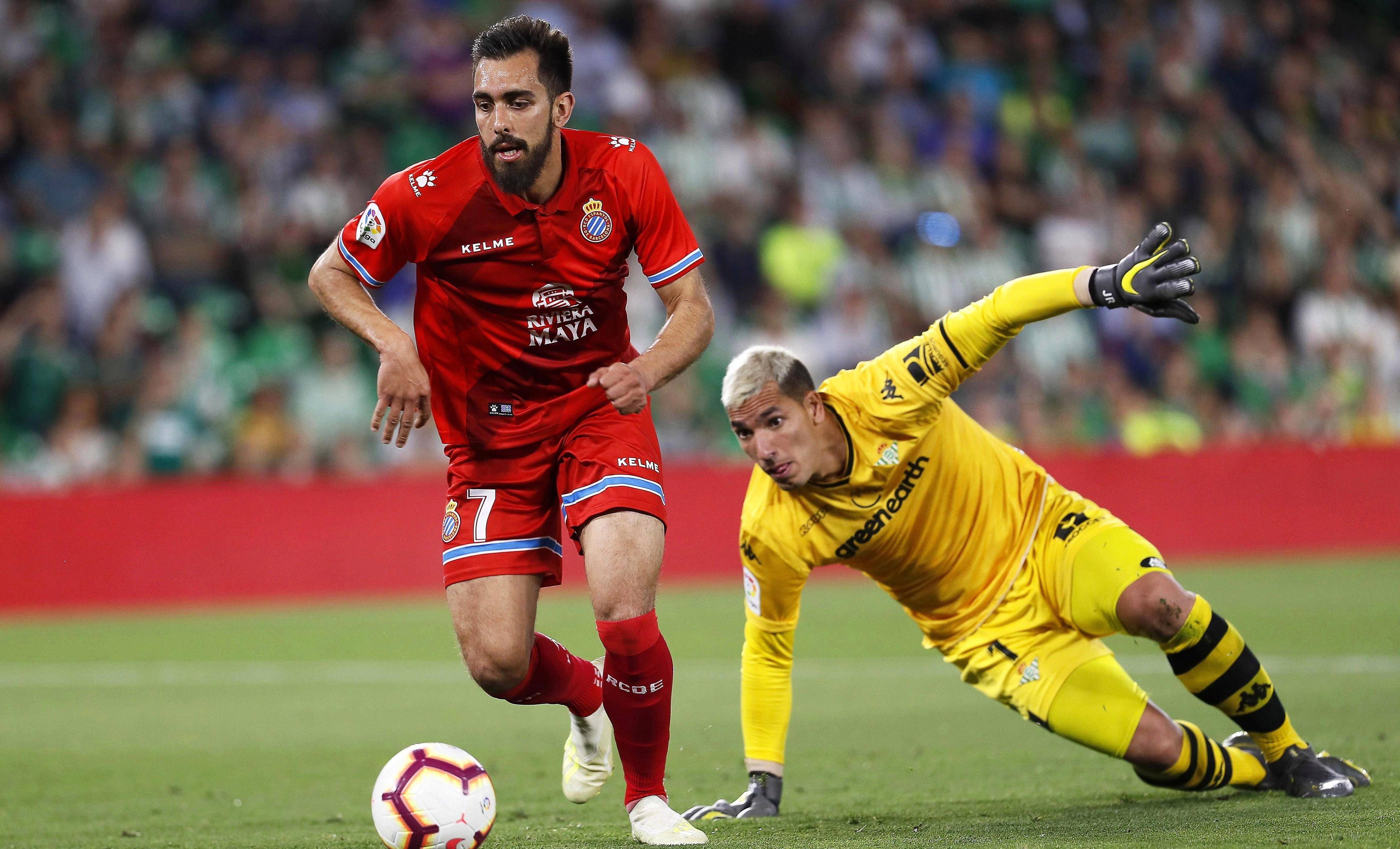 包含马德里竞技冲刺阶段强势反弹，志在西甲名次提升，气氛紧张，心理建设被强调的词条