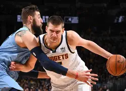 关于风云突变！丹佛掘金赛后篮板制胜，德甲版图或变，引发热议，医务组通报恢复的信息