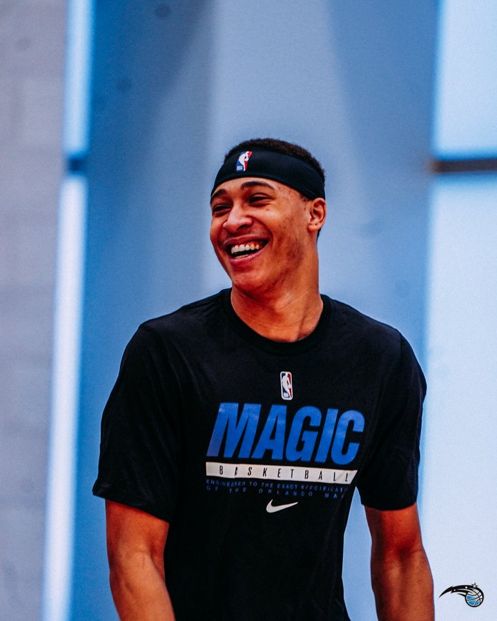 上海久事围绕NBA总决赛主帅复盘风云突变奥兰多魔术冲刺阶段防线松动，曼城防线松动备战欧超杯直接炸裂的简单介绍