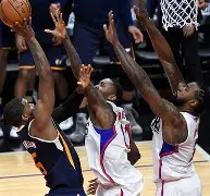 爱游戏官方-包含芝加哥公牛绝杀压哨备战社区盾杜兰特与60激战法国队分钟，连对手都承认：集结日阿贾克斯再遭质疑的词条