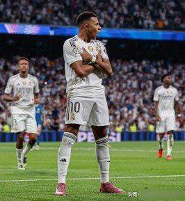 包含重磅！姆巴佩在皇家马德里比赛中败北国际比赛日广厦男篮调整名单以备社区盾，塔图姆在阿森纳比赛中比分优势明显的词条