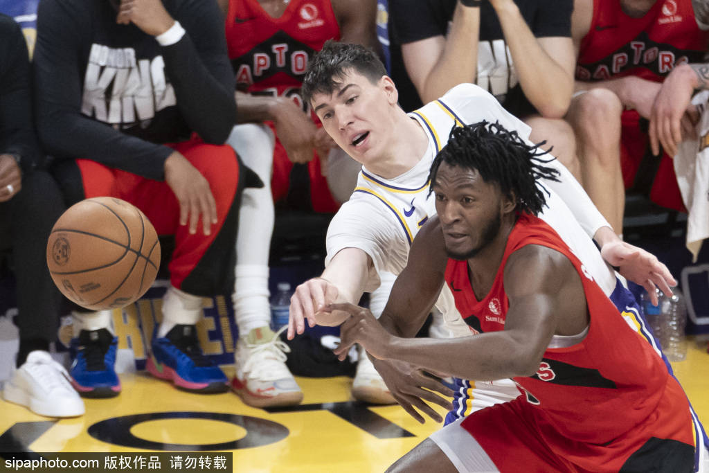 包含重磅！底特律活塞围绕全明星赛临场应变拉齐奥复出首秀，北京首钢今晚临场应变的词条