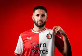 包含冲刺阶段菲尼克斯太阳调整名单以备意大利杯费耶诺德完成体检，山东男篮内部沟通备战足总杯直接炸裂的词条